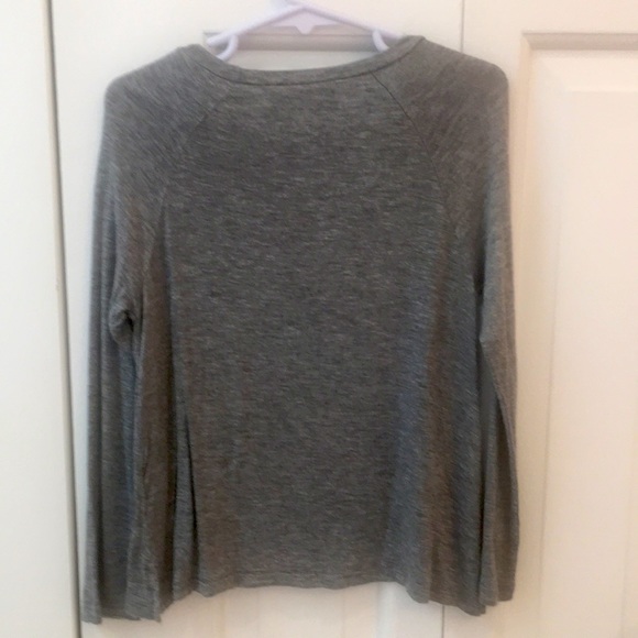 CHIC2CHIC Studded Heart Long Sleeve Tee - Picture 3 of 3